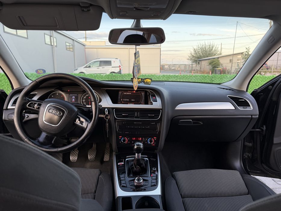 AUDI A4 B8 2.0 TDI 143CP