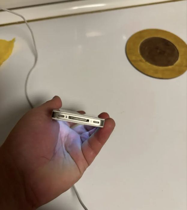 iPhone 4s на 12г
