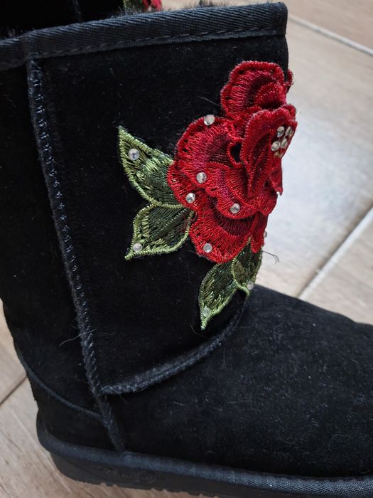 UGG dama piele intoarsa