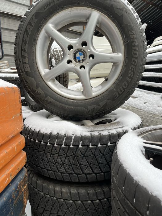 Продам шыны  дисками комплекте