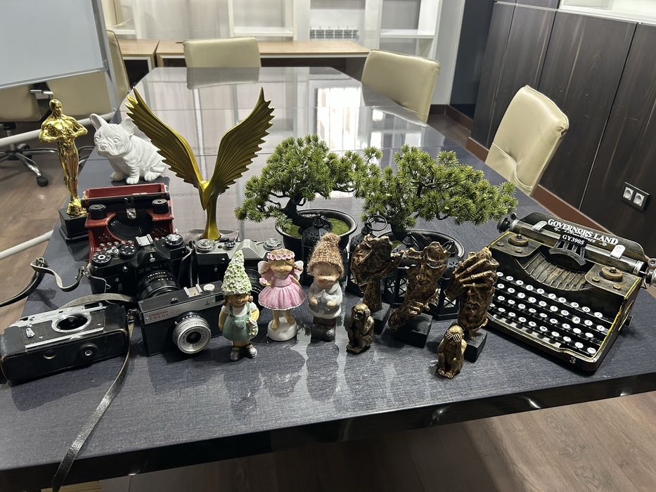 Декор / реквизиты / статуи