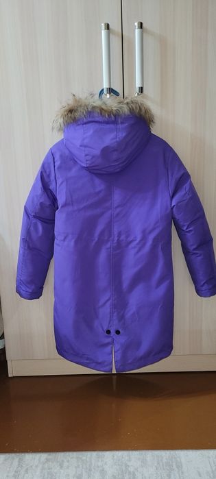 Продам зимнюю парку на девочку