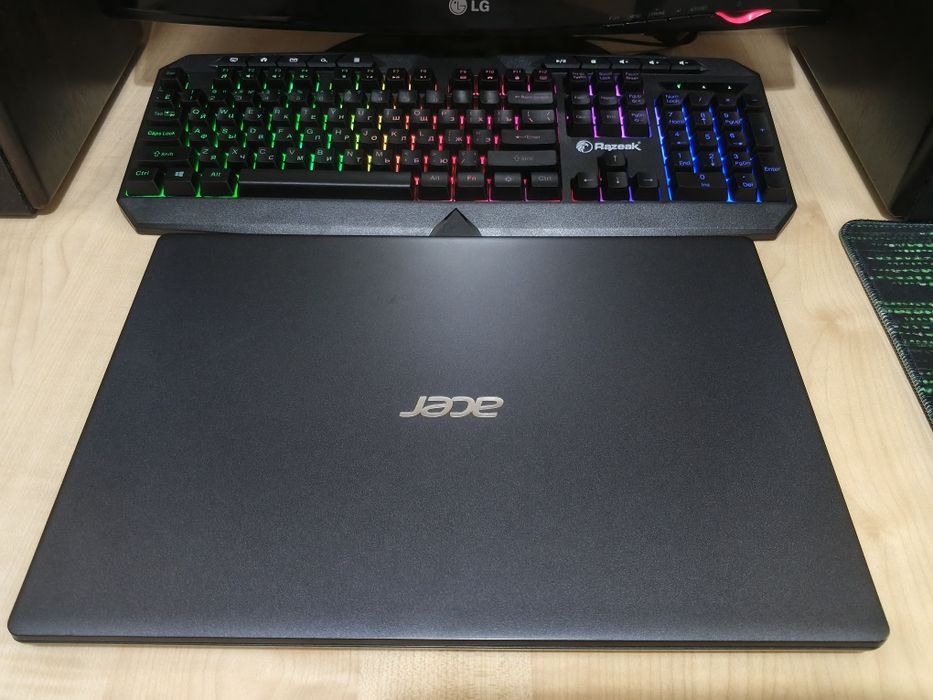 ACER 15,6" FHD/CORE i7 -10510U/8GB DDR4/256GB NVMe/GeF MX230 2GB GDDR5