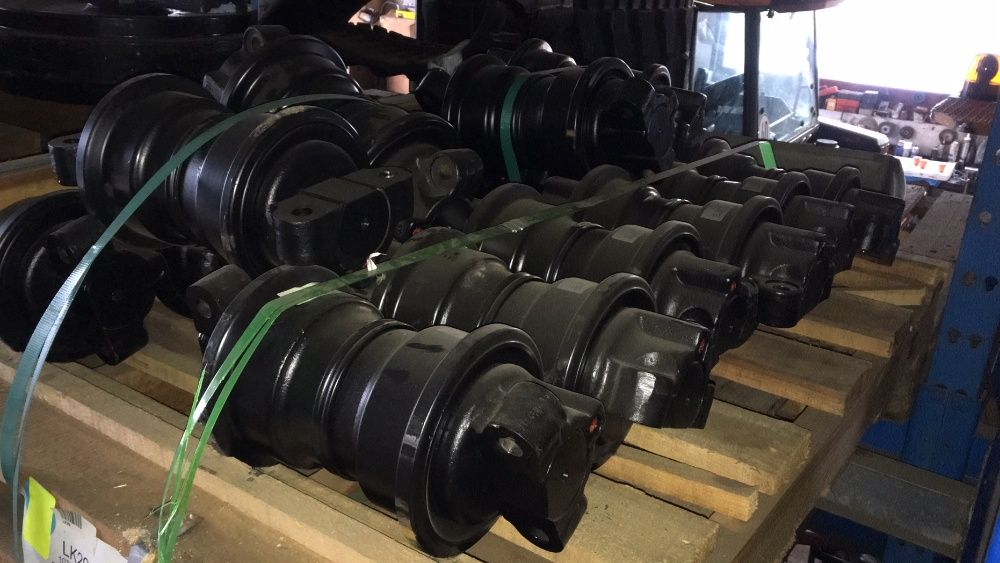 Roti ghidaj CAT 325 , 320 , 322 pe stoc