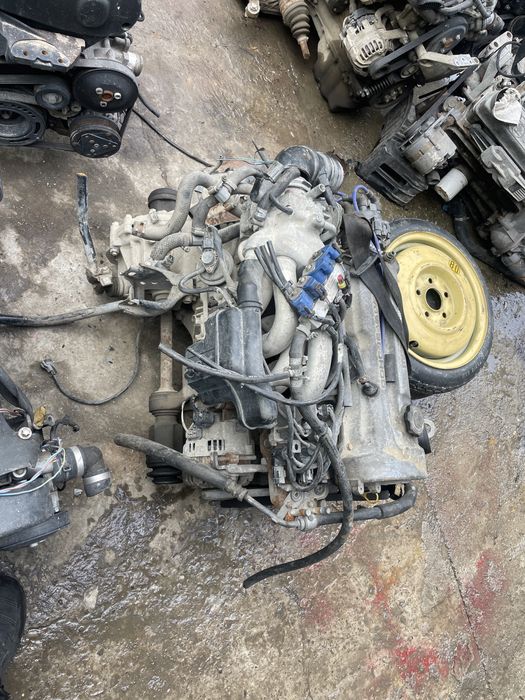 Двигатель на Mazda z5 323