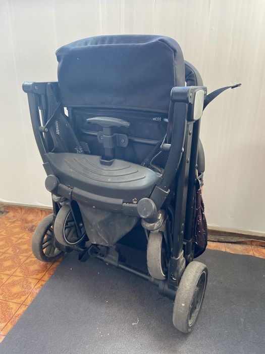 Срочно продам детскую коляску