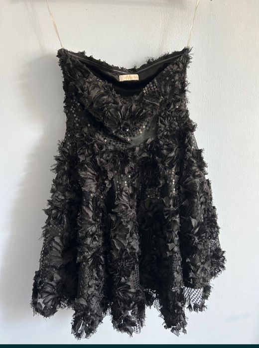 Дамска рокля с 3Д цветя