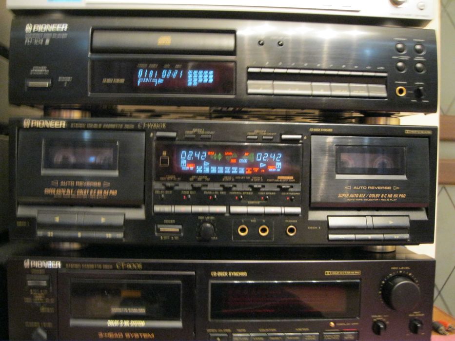 Pioneer stereo double cassete deck CT - W820R