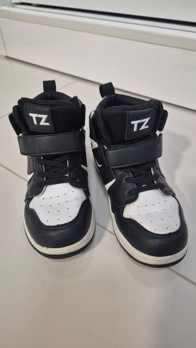 Ботинки на мальчика