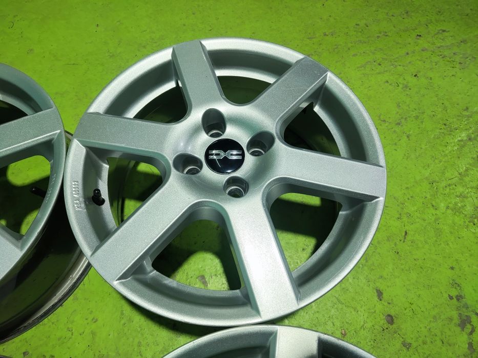 16 4x100 Renault Dacia лети джанти 4х100