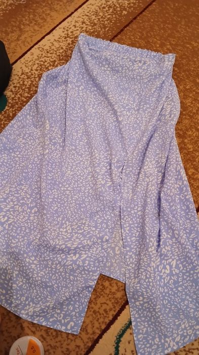 бу киімдер сатылады көп киілмеген.