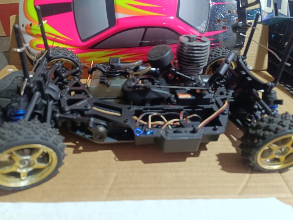 RC Thunder tiger tomahawk 1/10 4х4 nitro Onroad