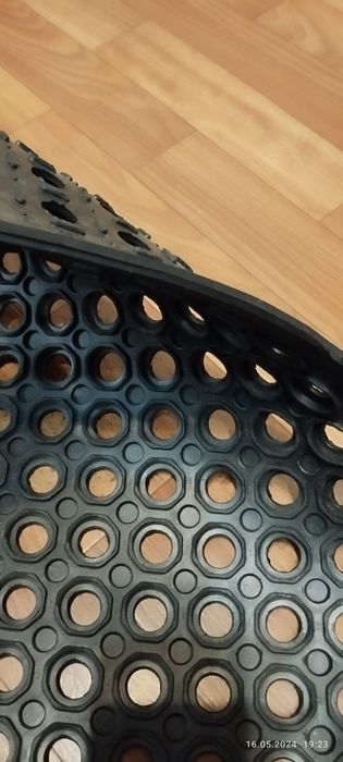 Коврик резиновый придверный