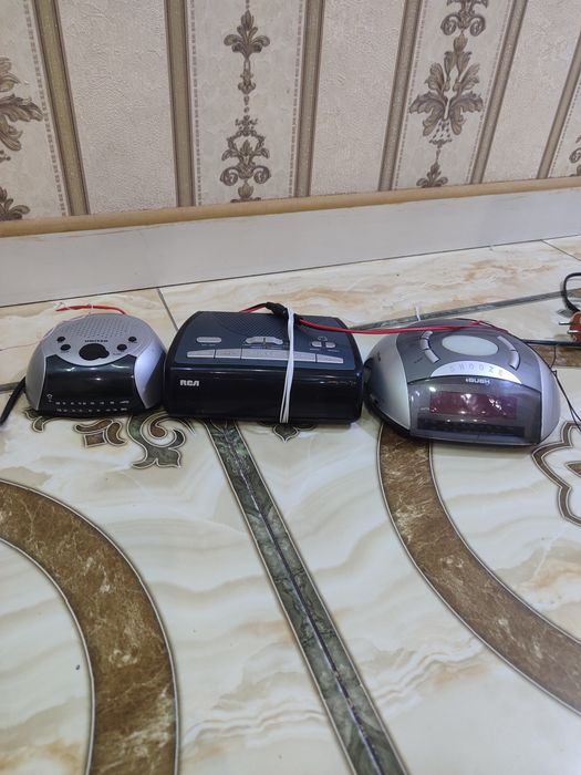 Радио соатлар компактни