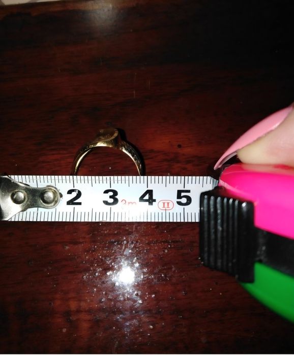 Дамски Златен Пръстен.