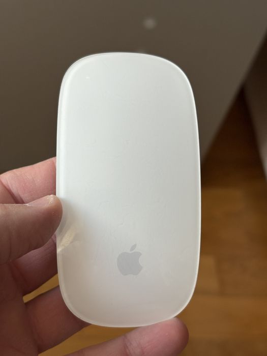 Apple Magic Mouse 2 A1657  lightning defect