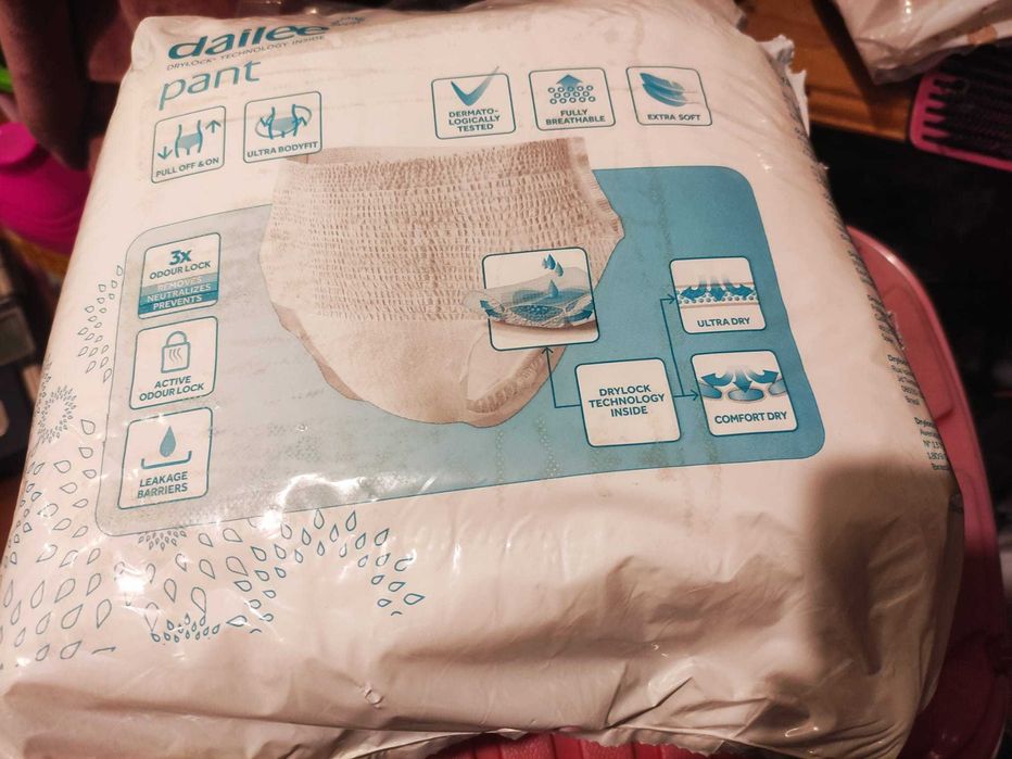 Scutece adulti marimea M