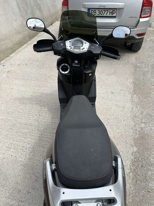 скутер scuter Daelim 125