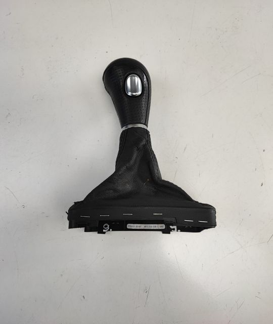 Nuca schimbator  cu defect la manson 4F1713139T 4F1713139Tqbz 4F17131