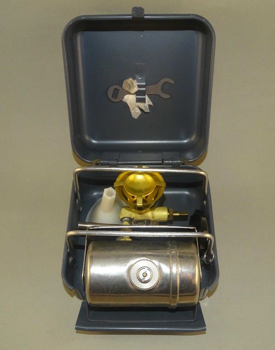 Руски примус котлон ,неизползван