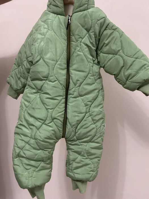 продается детские комбинезоны