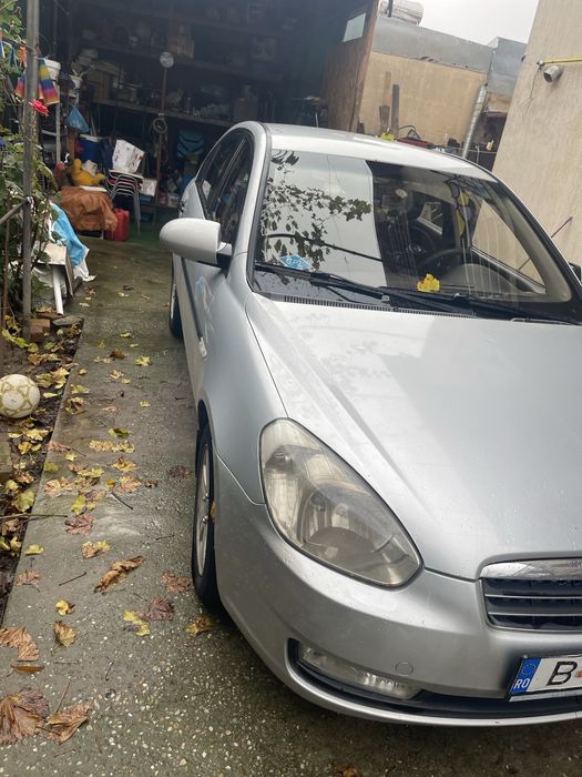HYUNDAI Accent 2009 — imagine 3