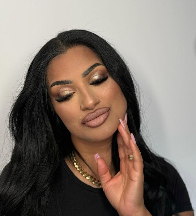 Make-up Profesional – La tine acasă sau la studio