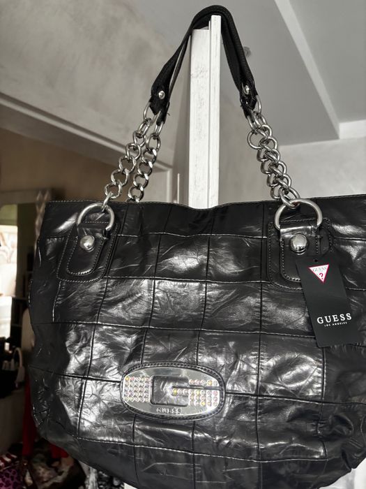 Нова чанта”Guess “