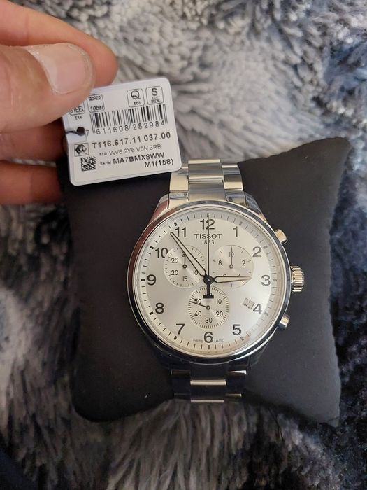 Срочна продам аригинал тиссот новий шветцари не ношений