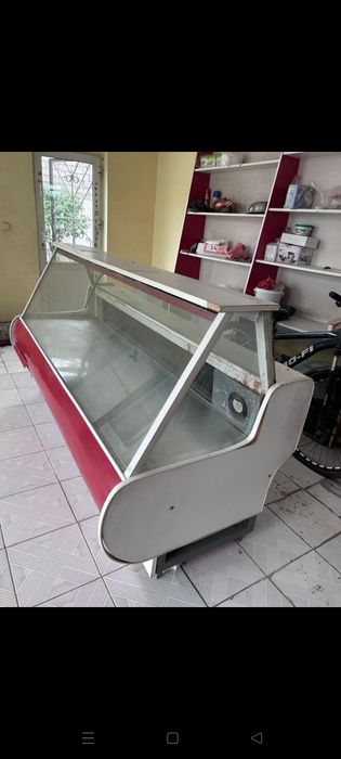 Холодильник қызыл