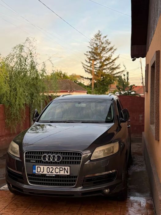 AUDI Q7 2008