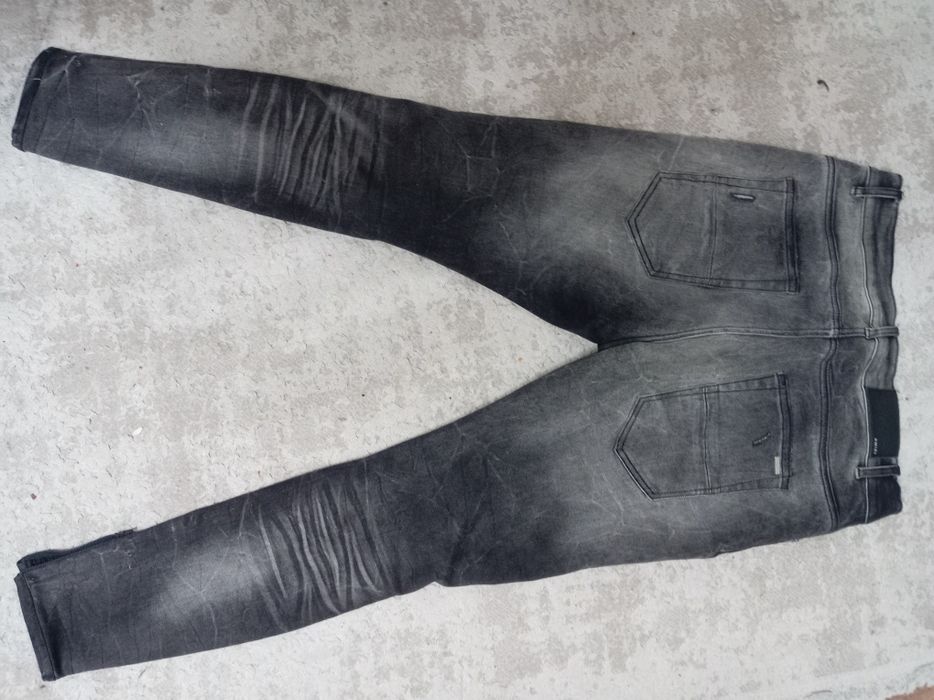 Amiri grey distressed denim skinn jeans