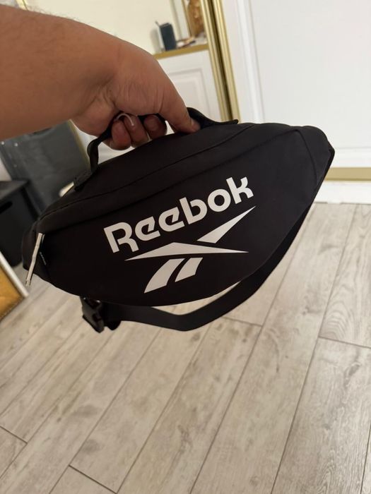 Поясная сумка Reebok
