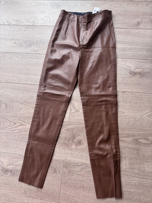 Pantaloni Zara piele ecologica
