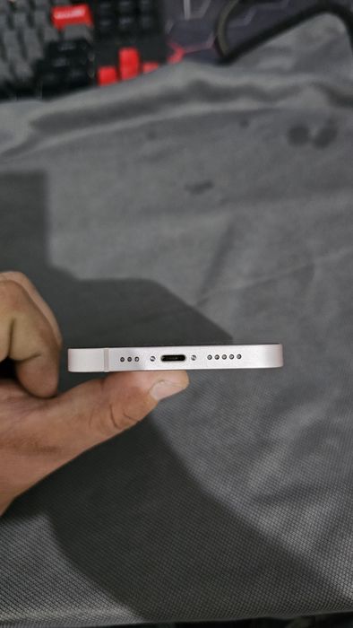 Продам iPhone 13 128гб