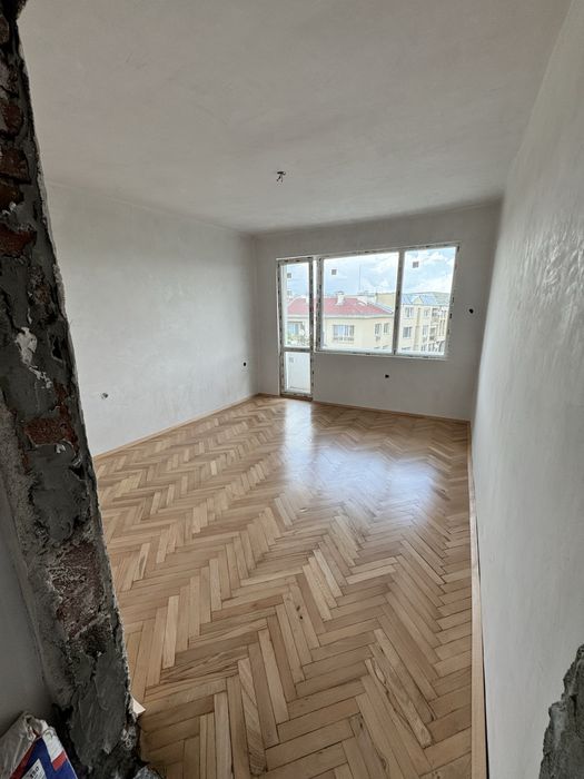 Продава се Двустаен апартамент в Пазарджик, Идеален център - 61 кв.м за 1230 €/кв.м - Снимка #4