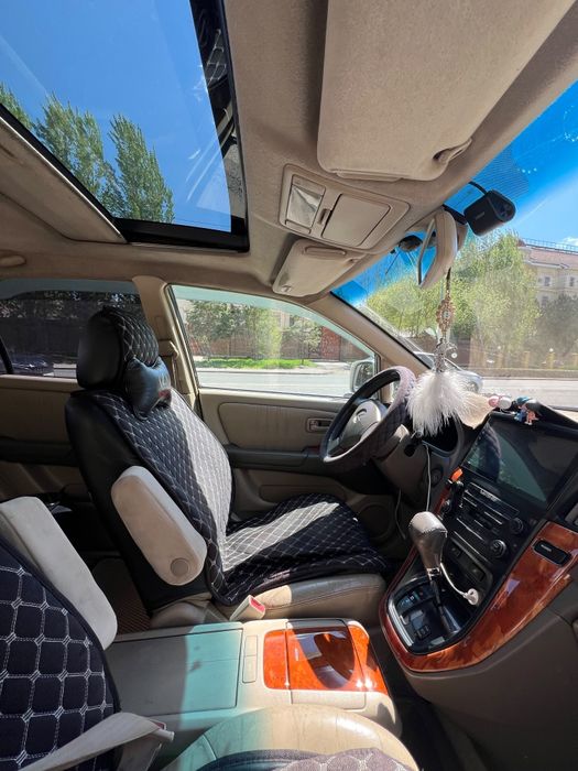 Срочно  кроссовер Lexsus RX 300