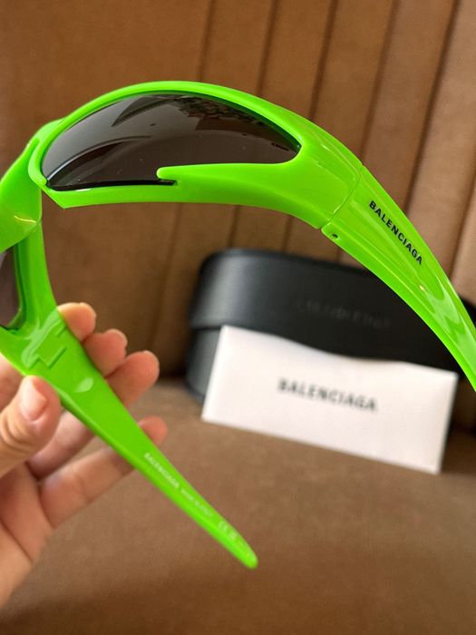 Balenciaga wraparound очила, original
