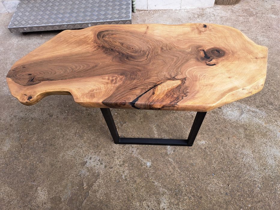 Маса за кафе за вашият хол или веранда