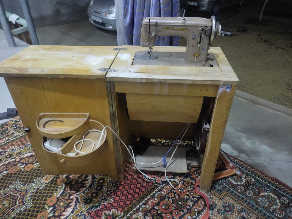 Podolsk tikuv mashinasi mator qoyilgan