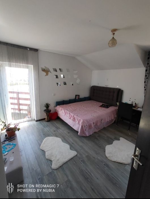 Inchiriez apartament la Casa aproape de oras