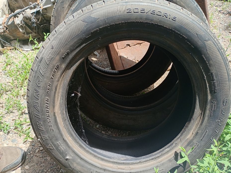 Продам резину 205/60R16