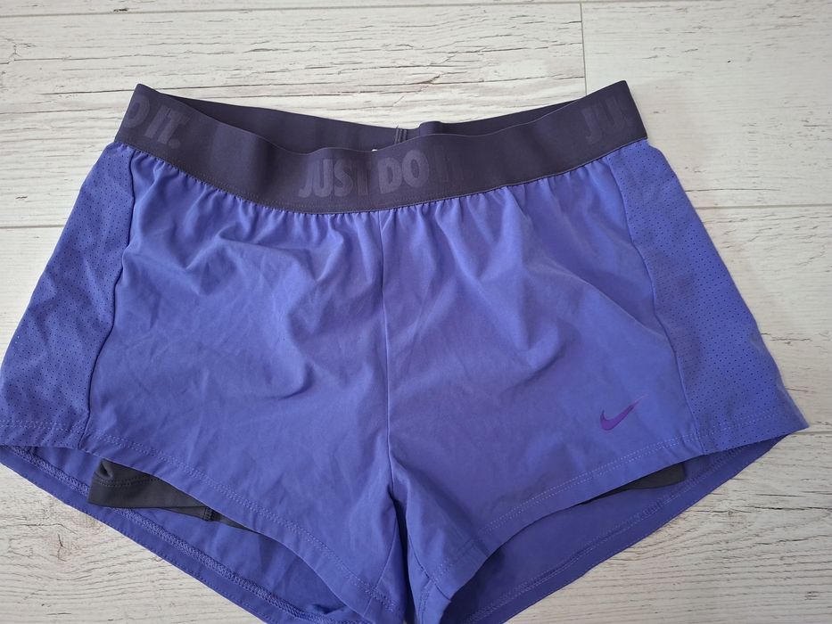 Nike Dry Fit-Ориг. Дамски шорти и клин 2в1
