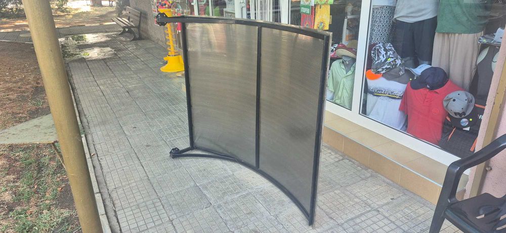 Козирка за вендинг автомат / зануси сфера