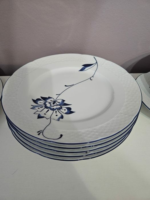 Продам Чешский фарфоровый сервиз Thun (Тун)