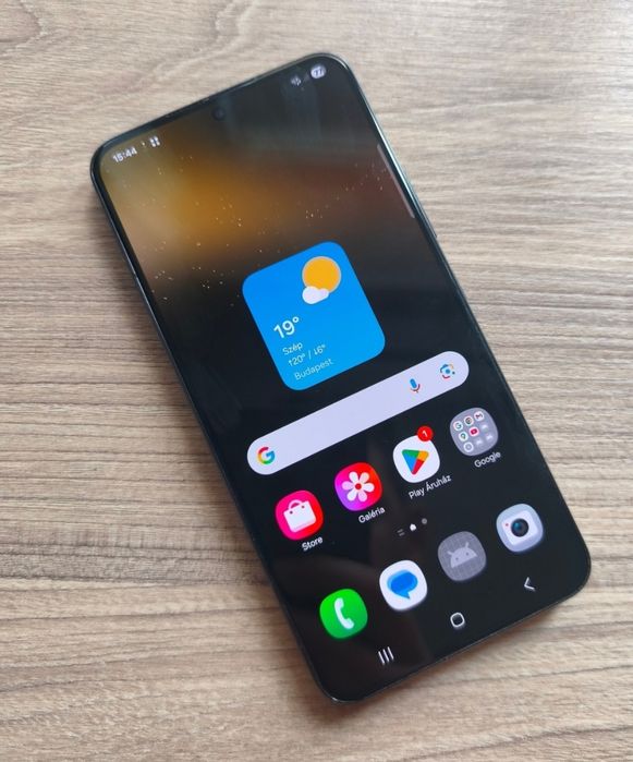 Samsung S22 black ca nou