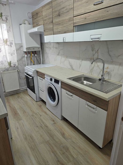 Chirie Apartament Cetate - 3 Camere - Direct de la Proprietar (fara comisioane).