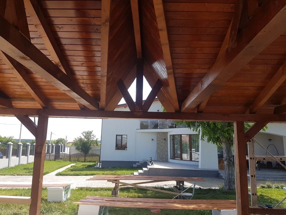Foișor din lemn -pergole.