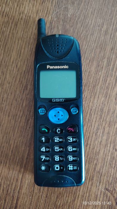 Telefon mobil Panasonic EB-G520,vintange ,de colectie.