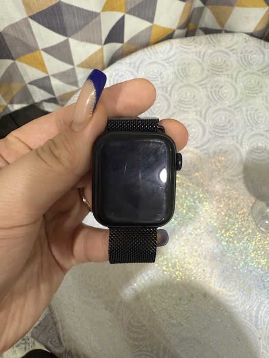 Продам часы в хорошем  состоянии